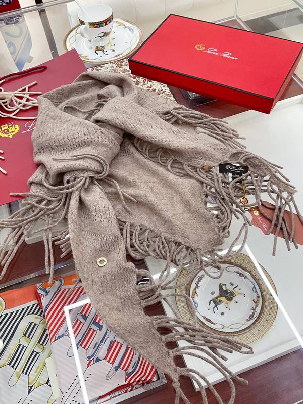 Loro Piana Cloak LPC00038 Loro Piana Cloak LPC00038